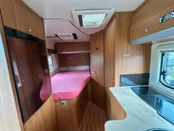 KNAUS SKY WAVE 650 MF 
